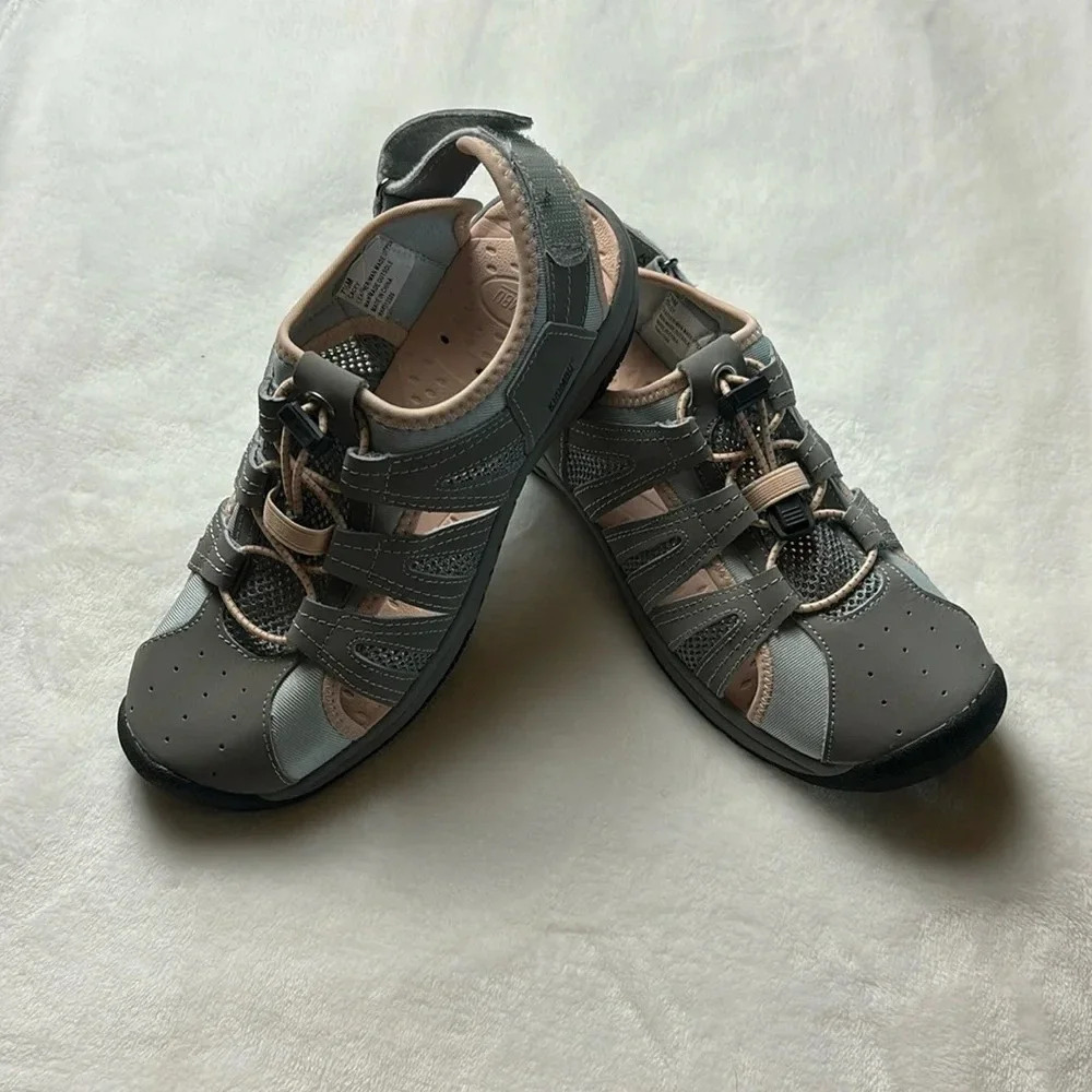 Khombu Lacey Womens Gray Pink Sport Hiking Sandals Bungee Closure Size 7.5M